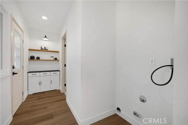 Detail Gallery Image 20 of 42 For 2301 9th, Los Angeles,  CA 90018 - 3 Beds | 3 Baths