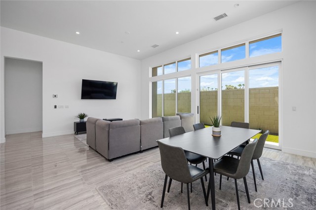 825 Fountain Drive, Palm Springs CA: https://media.crmls.org/medias/35b8aa24-fd9d-46eb-9881-83f06fe857f3.jpg