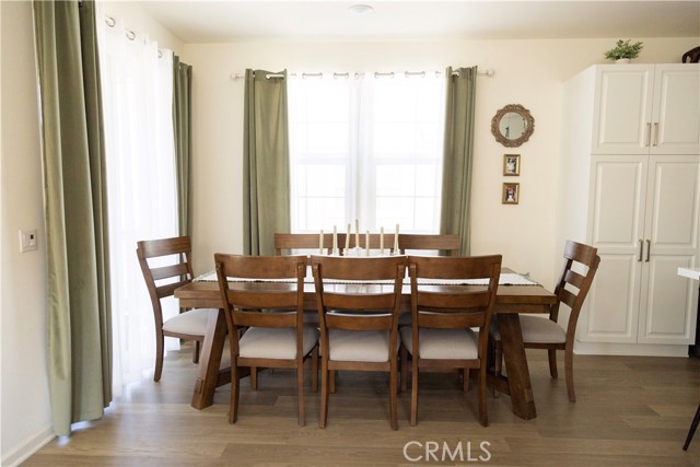 Detail Gallery Image 7 of 33 For 4078 Summer Way, Corona,  CA 92883 - 3 Beds | 2 Baths