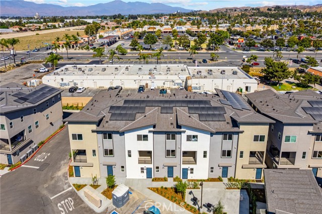 1176 Santo Antonio Drive, Colton CA: https://media.crmls.org/medias/35b8f378-5826-44b3-86b7-9871ea977380.jpg