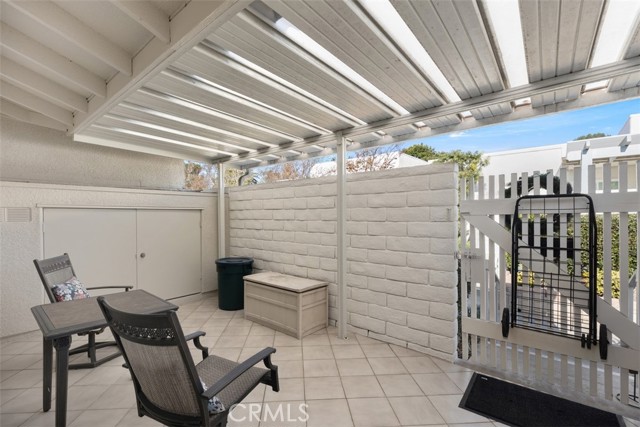 Detail Gallery Image 4 of 44 For 2086 Ronda Granada #C,  Laguna Woods,  CA 92637 - 2 Beds | 1/1 Baths