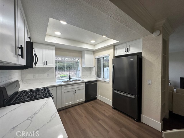 Detail Gallery Image 8 of 23 For 1025 Archibald Ave #E,  Ontario,  CA 91764 - 2 Beds | 2/1 Baths