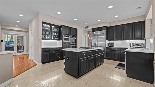 Image 18 of 62 For 2162 Euclid Avenue