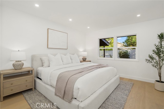 Detail Gallery Image 25 of 47 For 23856 Aetna, Woodland Hills,  CA 91367 - 4 Beds | 3 Baths