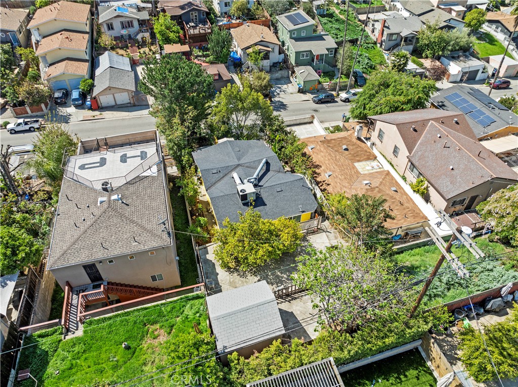 https://media.crmls.org/medias/35b98f3e-9380-4d00-b3f5-10938ca1a092.jpg?preset=X-Large