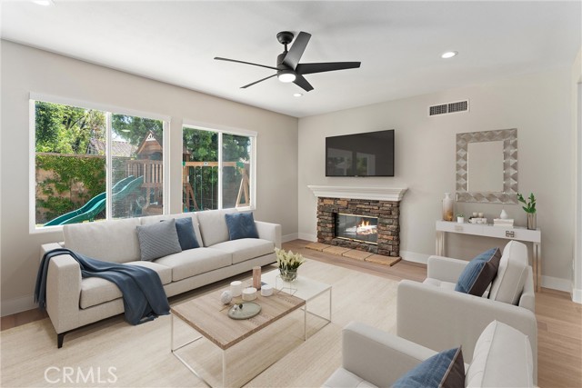 2580 Pearblossom Street, Fullerton CA: https://media.crmls.org/medias/35bace56-90fc-431a-ba98-1a4de94f36c0.jpg