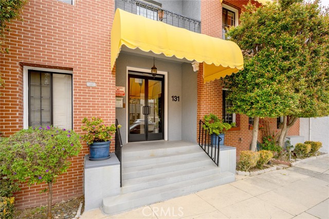 Detail Gallery Image 2 of 15 For 131 S Jackson St #204,  Glendale,  CA 91205 - 0 Beds | 1 Baths