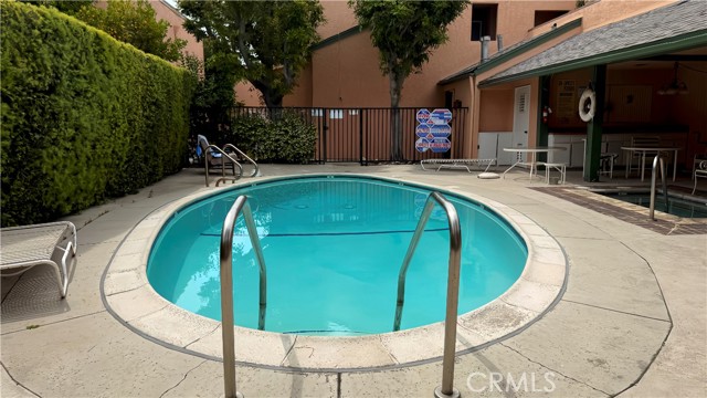 1126 Fairview Avenue, Arcadia CA: https://media.crmls.org/medias/35bd8d70-7047-4331-ba36-0a6c321a2ee6.jpg