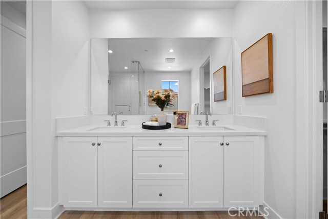 114 eversedge, Irvine CA: https://media.crmls.org/medias/35bea4b0-a678-4e78-898a-354a1074d602.jpg