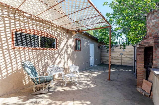 Detail Gallery Image 31 of 34 For 19026 Keswick, Reseda,  CA 91335 - 2 Beds | 2 Baths