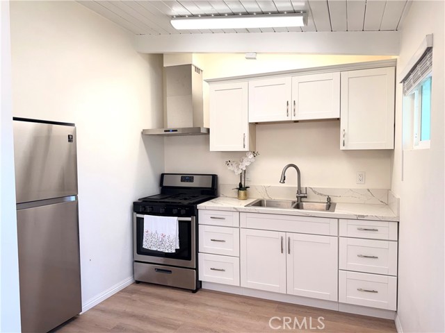 Front Image Thumbnail for CROC25272915