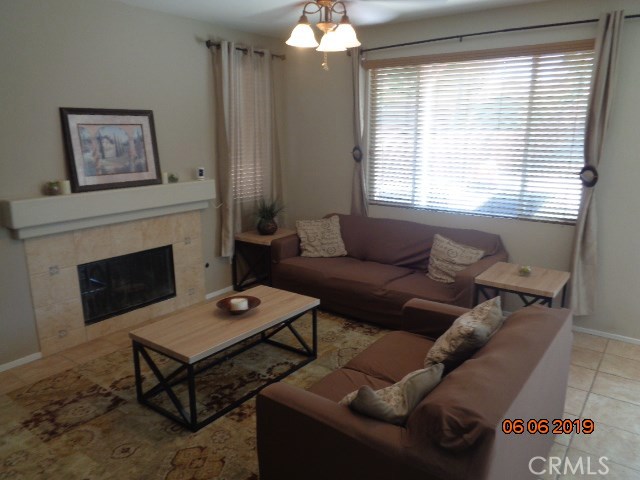 32501 Sprucewood Way, Lake Elsinore CA: https://media.crmls.org/medias/35c13e03-562c-4ac1-84e3-7c05f757e0ae.jpg