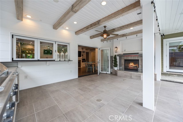 Detail Gallery Image 29 of 37 For 12722 Halkirk St, Studio City,  CA 91604 - 5 Beds | 5 Baths