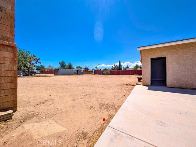 10784 Lincoln Avenue, Hesperia CA: https://media.crmls.org/medias/35c3e754-7ce0-4449-a48f-7a9edf8ab331.jpg