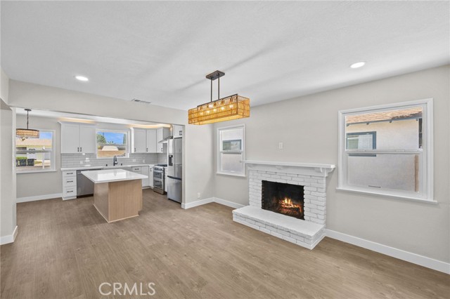 1514 E Palm Avenue, Orange CA: https://media.crmls.org/medias/35c41134-631b-4378-8965-c4e615d659b0.jpg