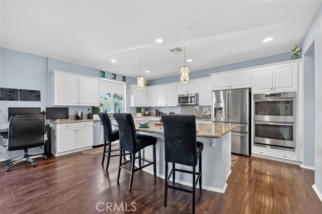 Detail Gallery Image 20 of 71 For 820 Genaro Dr, Perris,  CA 92571 - 4 Beds | 2/1 Baths