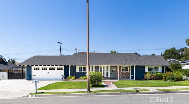 2119 E Denise Avenue, Orange CA: https://media.crmls.org/medias/35c5c688-10aa-4aa8-8934-3ed4b6518413.jpg
