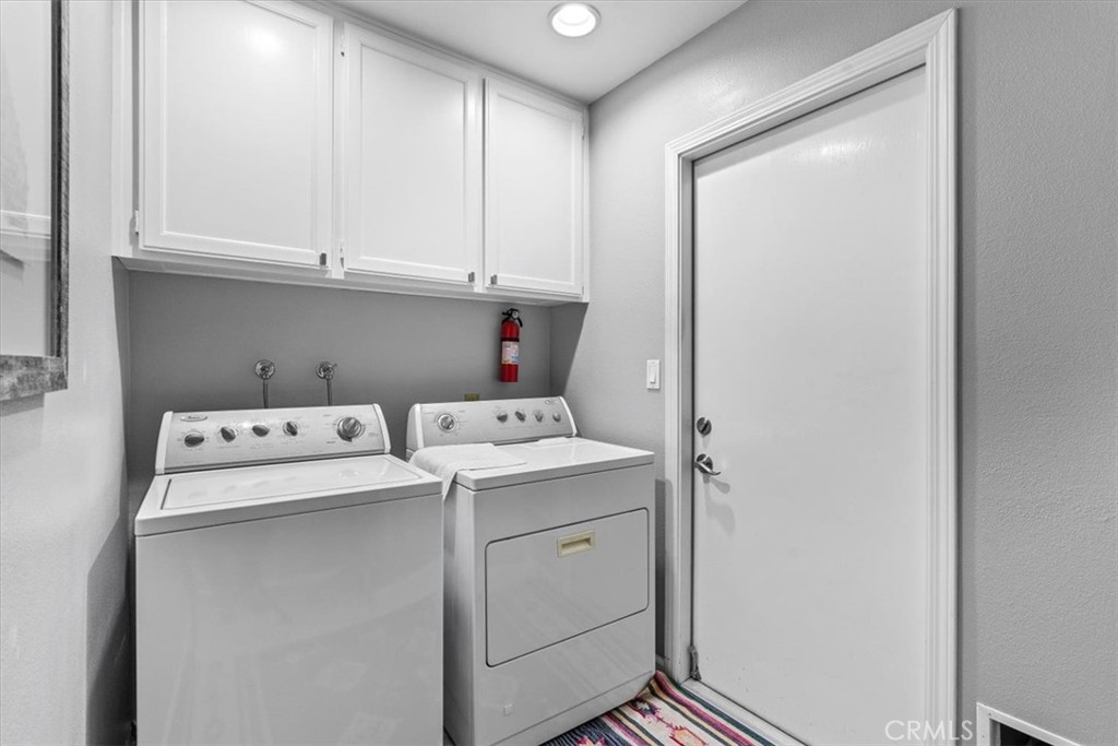 MLS #OC25043774 img 3