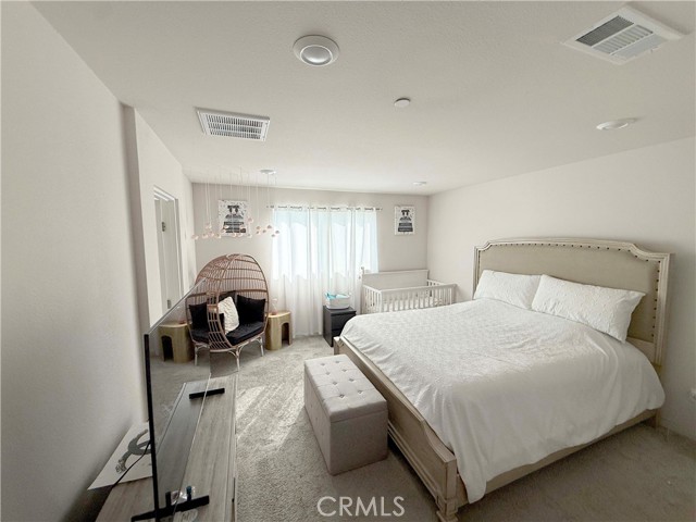 Detail Gallery Image 14 of 22 For 11645 N Delft Ln, Sylmar,  CA 91342 - 3 Beds | 3 Baths