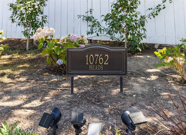 10762 Meads, Orange CA: https://media.crmls.org/medias/35c79088-5931-42e2-b823-9abf749f196e.jpg