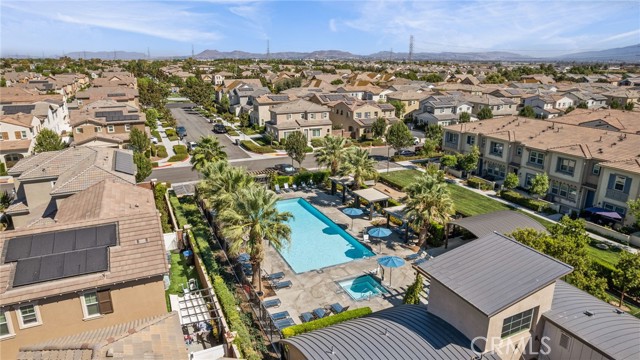 7543 Shorthorn Street, Chino CA: https://media.crmls.org/medias/35c80e36-345d-43c7-8cde-52dfba4232c7.jpg