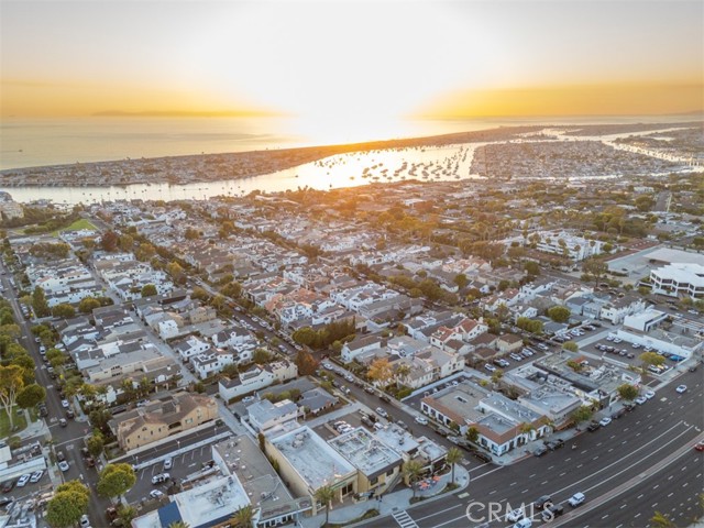 Detail Gallery Image 36 of 39 For 707 Begonia Ave, Corona Del Mar,  CA 92625 - – Beds | – Baths