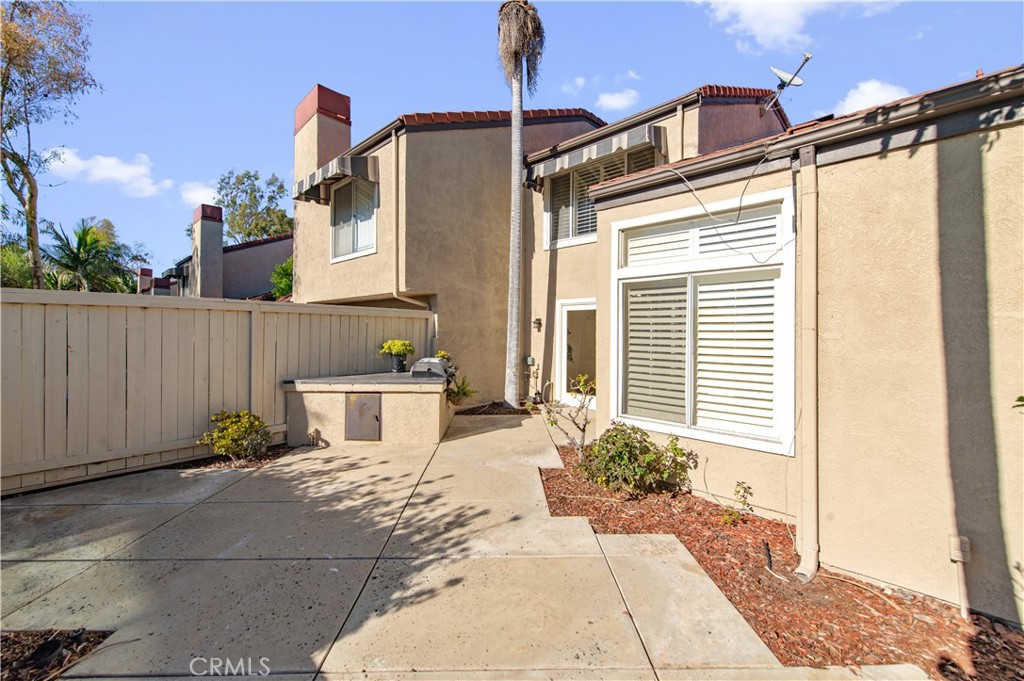 MLS #OC25251270 image #29