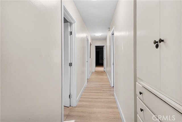 Detail Gallery Image 17 of 47 For 17361 Parthenia, –,  CA 91325 - 5 Beds | 4 Baths