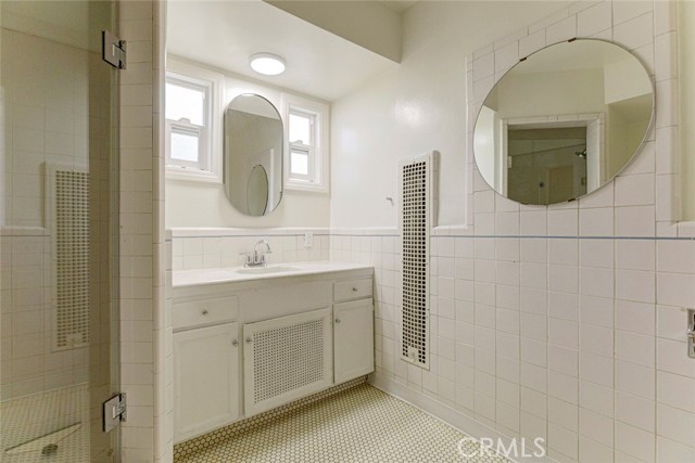 2 Bed Home for Sale in Sherman Oaks, California