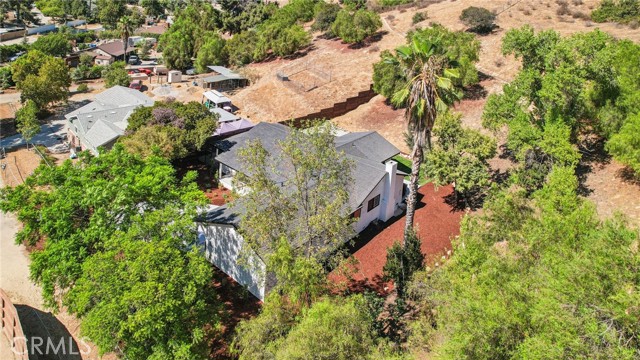 11060 Vanda Way, Shadow Hills CA: https://media.crmls.org/medias/35cbefb4-6c88-40fa-bec2-0cc4f8e2f130.jpg