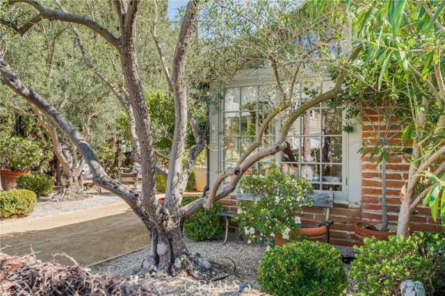 Detail Gallery Image 5 of 34 For 724 Poppy Ave, Corona Del Mar,  CA 92625 - 2 Beds | 1 Baths