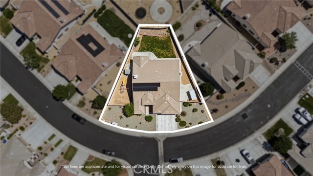 10237 Cotoneaster Street, Apple Valley CA: https://media.crmls.org/medias/35cd8d64-0fb9-4762-be29-81f64c6cefe0.jpg