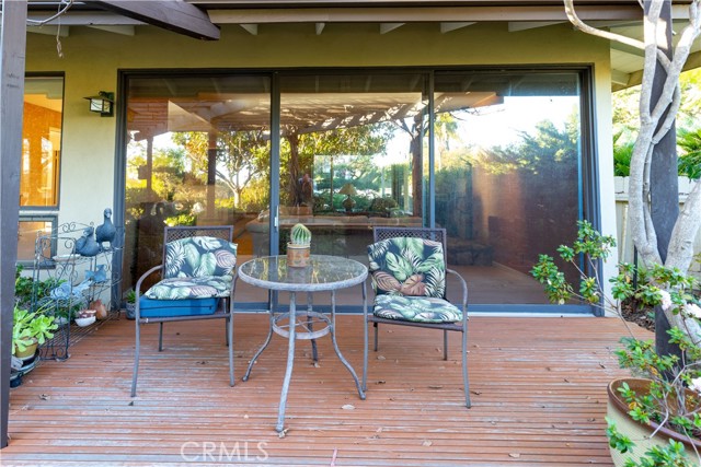 4 Aurora Drive, Rolling Hills Estates, California 90274, 3 Bedrooms Bedrooms, ,2 BathroomsBathrooms,Residential,Sold,Aurora,PV22014268