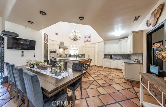 9172 Frontier Street, Hanford CA: https://media.crmls.org/medias/35ce0bee-ab49-46cf-9190-e0fef792e6a8.jpg