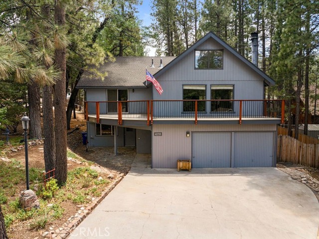 Detail Gallery Image 1 of 51 For 41735 Comstock Ln, Big Bear Lake,  CA 92315 - 4 Beds | 2 Baths