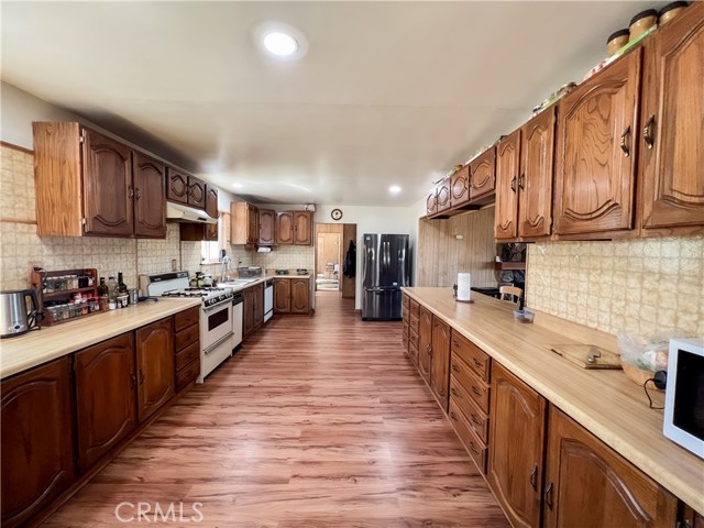 Detail Gallery Image 29 of 60 For 15967 Blackburn Canyon Rd, Tehachapi,  CA 93561 - 3 Beds | 1/1 Baths