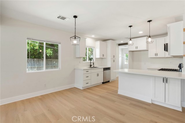 Detail Gallery Image 16 of 49 For 201 Lincoln St, Bakersfield,  CA 93305 - 3 Beds | 2 Baths