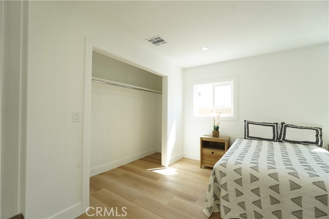 1850 W. 80th Street, Los Angeles CA: https://media.crmls.org/medias/35cfbd3a-33bf-4fce-8df4-d84294149d53.jpg