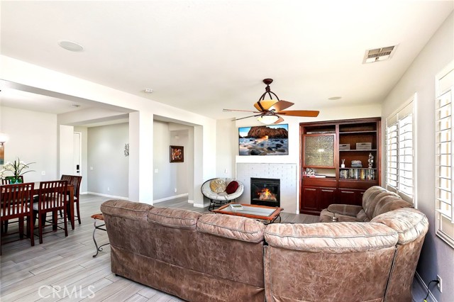 Detail Gallery Image 5 of 38 For 42911 Dell Lago Ct, Indio,  CA 92203 - 3 Beds | 2 Baths
