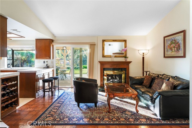 13543 Bear Valley Road, Moorpark CA: https://media.crmls.org/medias/35d276ca-de46-4160-a5f7-285847b03076.jpg