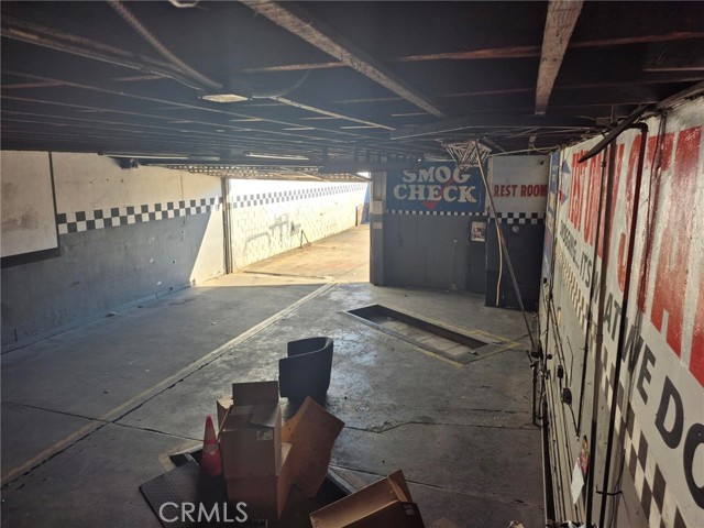 10360 State, Lynwood CA: https://media.crmls.org/medias/35d366fc-df57-4211-909d-20492612d6ef.jpg