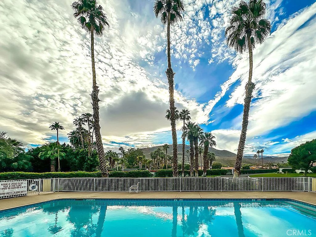 MLS #OC25244932 image #30