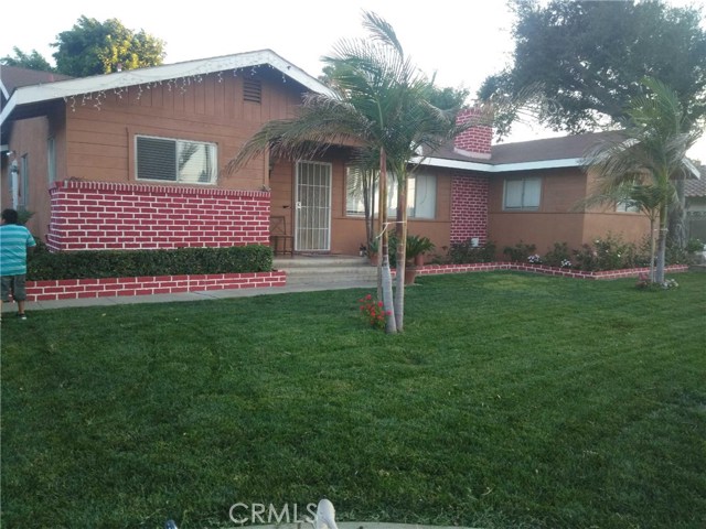 926 W Olive St, Corona, CA 92882