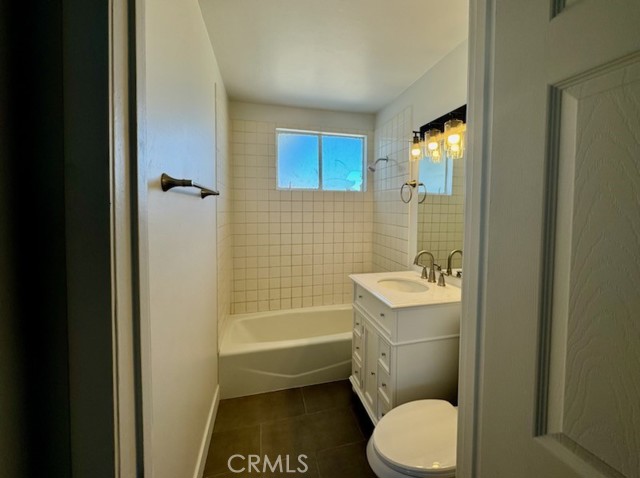 Detail Gallery Image 4 of 6 For 73163 Sun Valley Dr, Twentynine Palms,  CA 92277 - 2 Beds | 1 Baths