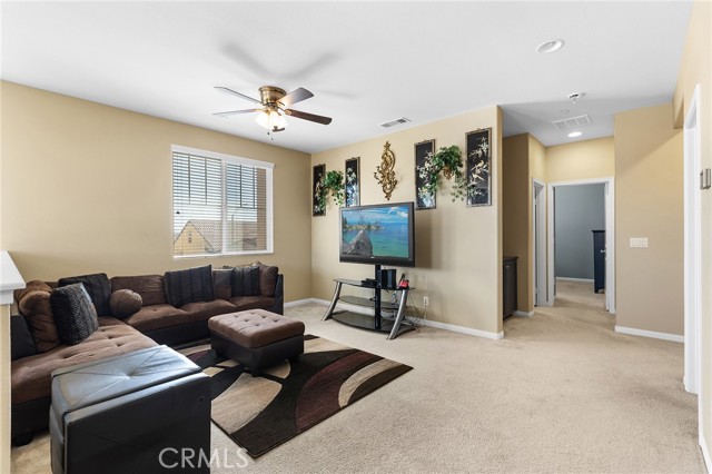 Detail Gallery Image 12 of 26 For 31447 Manlio Ct, Menifee,  CA 92584 - 5 Beds | 4 Baths