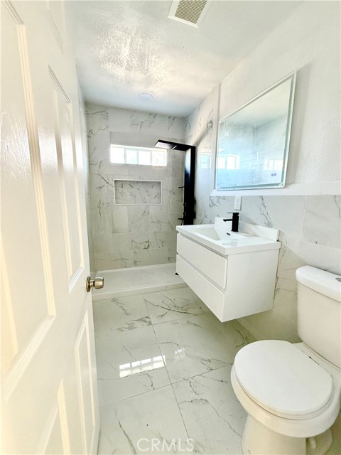 Detail Gallery Image 13 of 14 For 2511 E 131st, Compton,  CA 90222 - 3 Beds | 2 Baths