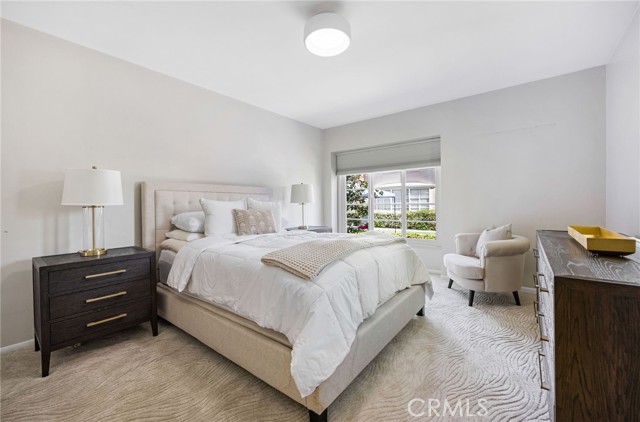 939 North Glendale Avenue, 1 photo 17
