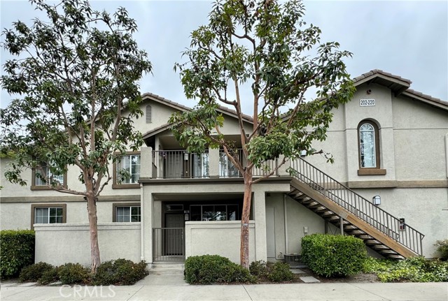 Detail Gallery Image 1 of 14 For 202 Chaumont Cir, Lake Forest,  CA 92610 - 3 Beds | 2 Baths