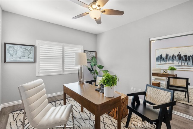 14441 Benefit Street, Sherman Oaks CA: https://media.crmls.org/medias/35d74bb8-3949-40e0-bd07-95be4dda61f2.jpg