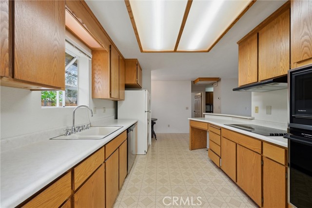 Detail Gallery Image 14 of 27 For 3003 Riviera Heights, Kelseyville,  CA 95451 - 2 Beds | 2 Baths